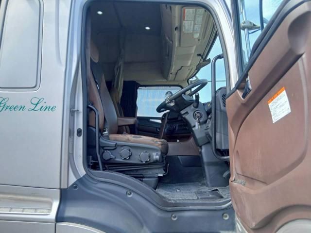 Hino PROFIA 2019-12 6964423-18