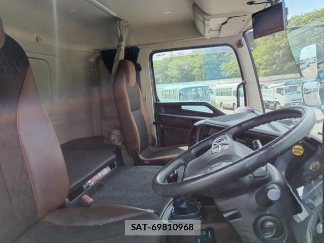 Hino PROFIA 2019-03 7021329-20