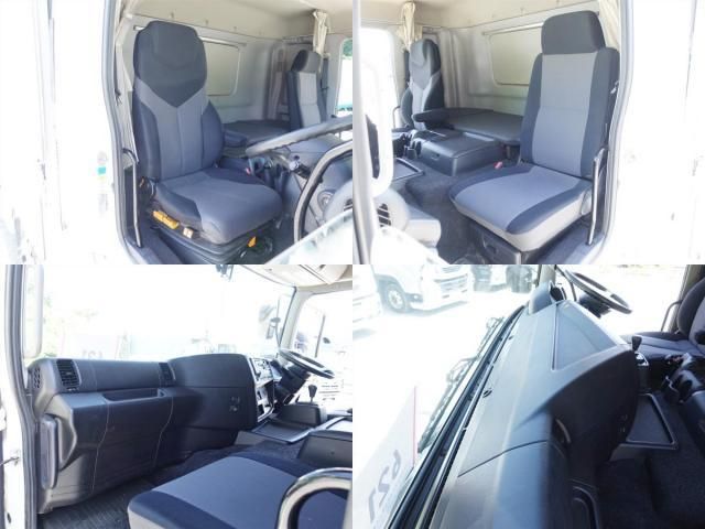 Hino PROFIA 2013-11 7199680-22