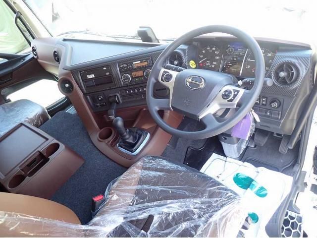 Hino PROFIA 2025-10 7199647-15