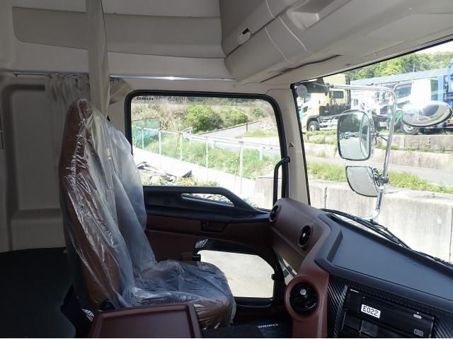 Hino PROFIA 2025-10 7199650-20