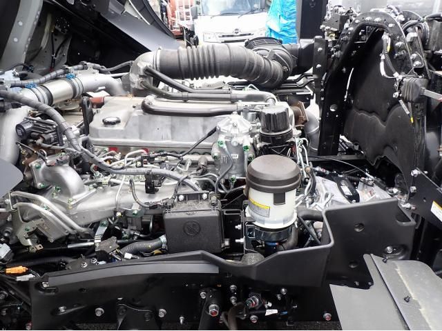 Hino PROFIA 2025-10 7199650-27