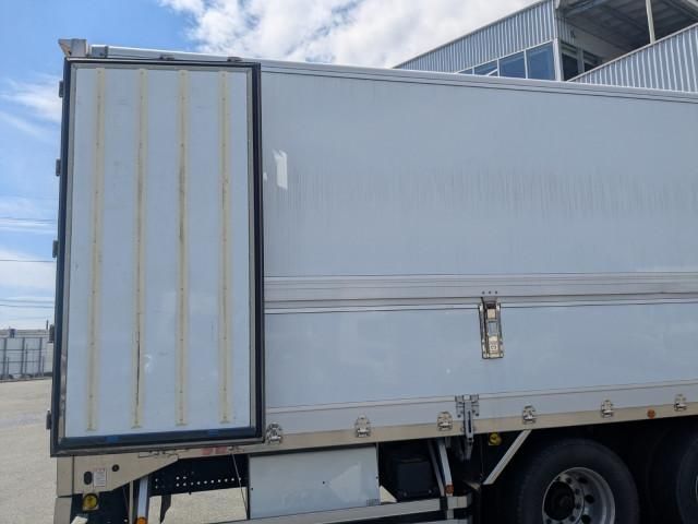 Hino PROFIA 2024-02 7199646-13