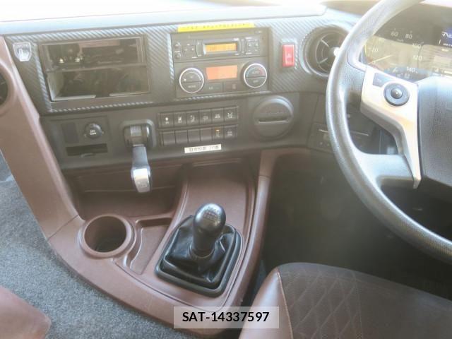 Hino PROFIA 2019-07 7252004-17