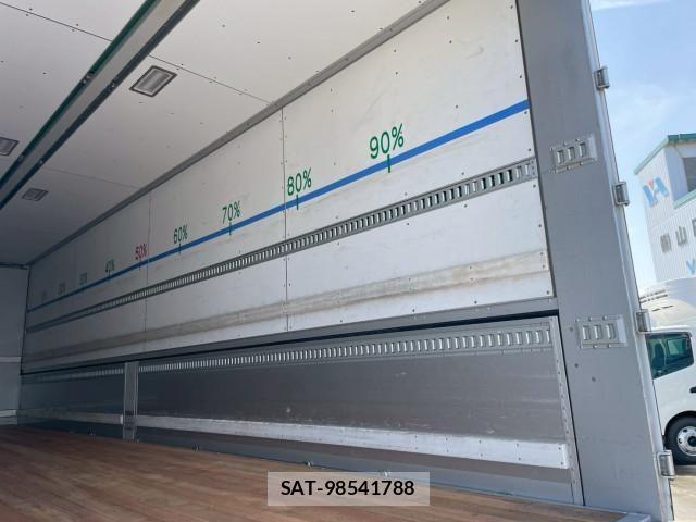 Hino PROFIA 2018-10 7252003-11