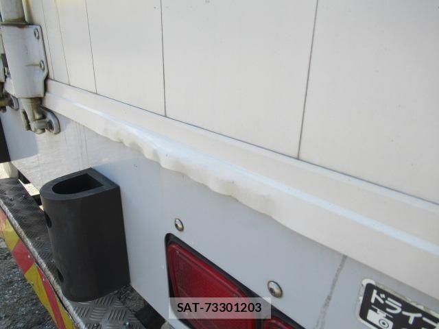 Hino PROFIA 2017-08 7252010-26