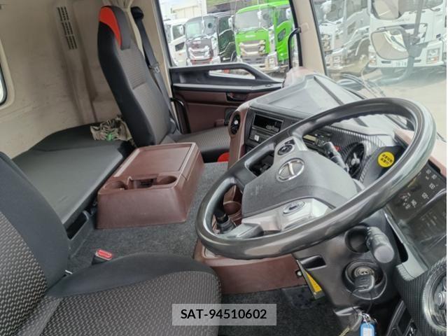 Hino PROFIA 2018-01 7272757-22