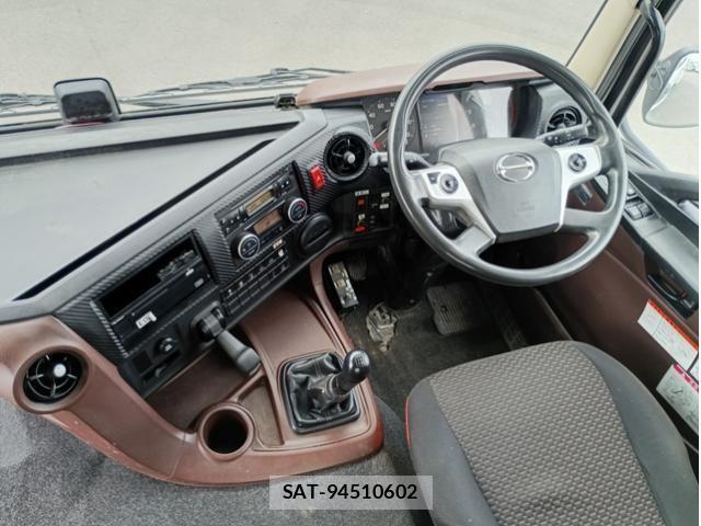 Hino PROFIA 2018-01 7272757-24