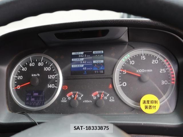 Hino PROFIA 2015-03 7272758-9