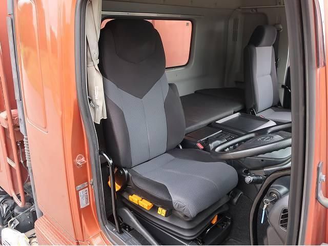 Hino PROFIA 2017-03 7306683-14