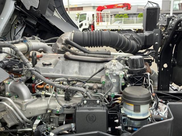 Hino PROFIA 2025-05 7306689-19