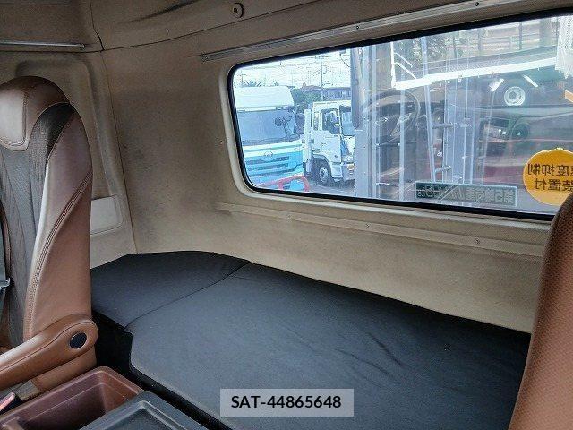 Hino PROFIA 2019-02 7359433-17