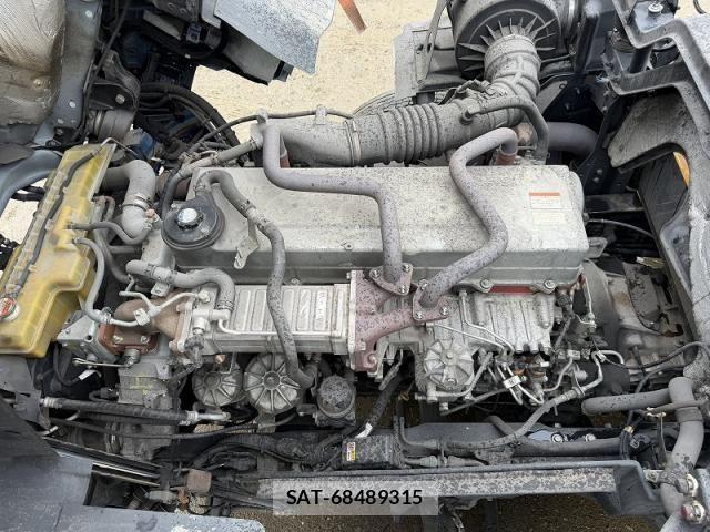 Hino PROFIA 2013-03 7359439-17