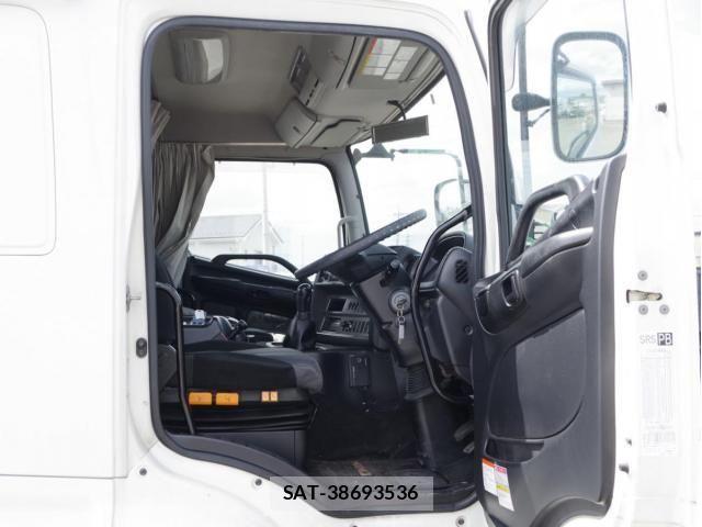 Hino PROFIA 2016-03 7359437-28
