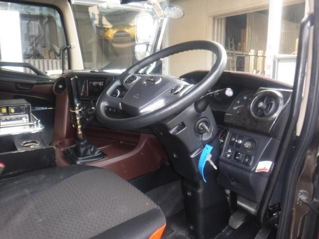 Hino PROFIA 2019-09 7383917-29