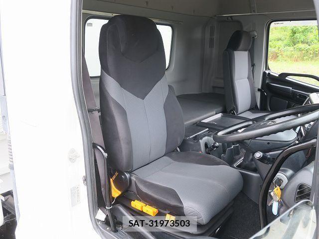 Hino PROFIA 2017-03 7562693-16