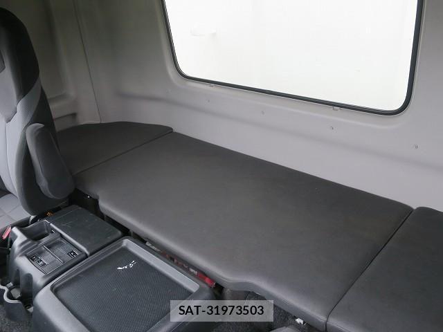 Hino PROFIA 2017-03 7562693-22