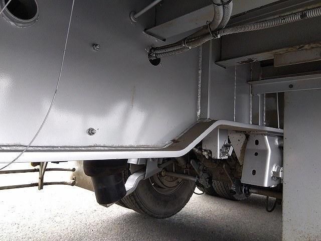 Hino PROFIA 2015-02 7606917-18