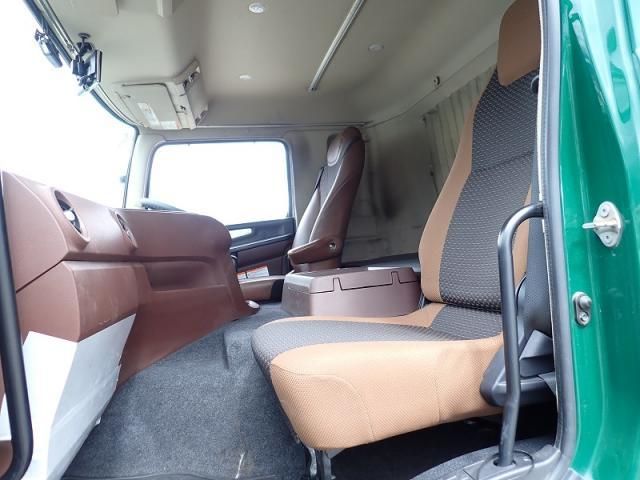 Hino PROFIA 2019-03 7606916-10