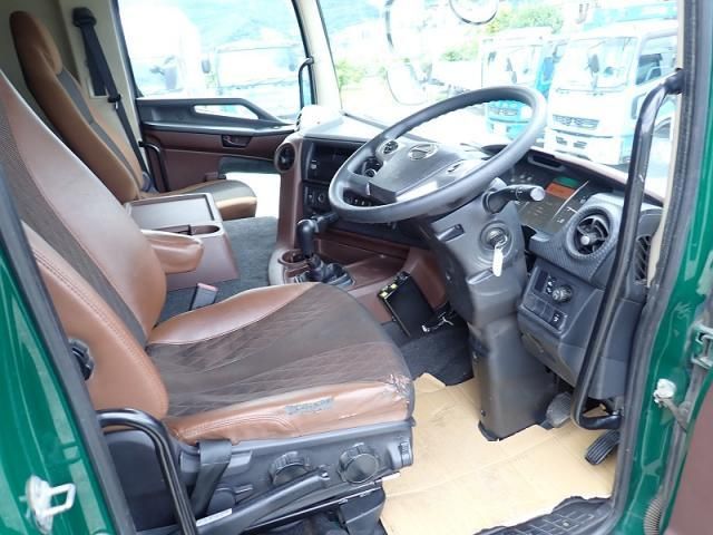 Hino PROFIA 2019-03 7606916-8