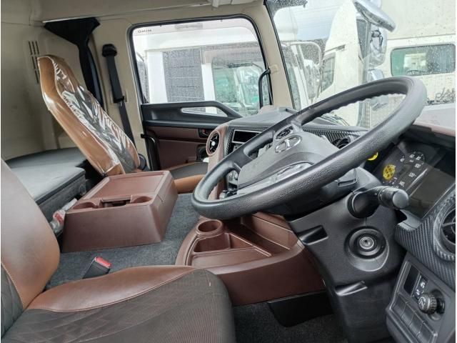 Hino PROFIA 2020-08 7606918-17