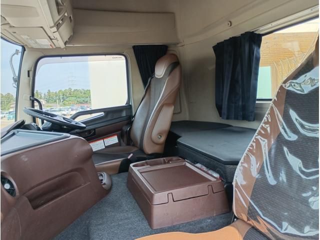 Hino PROFIA 2020-08 7606918-18