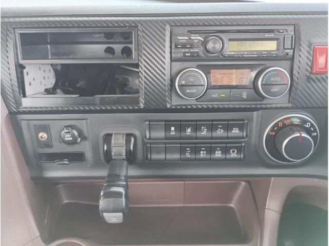 Hino PROFIA 2020-08 7606918-22