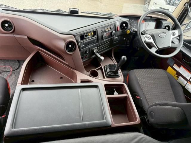 Hino PROFIA 2019-03 7606913-23