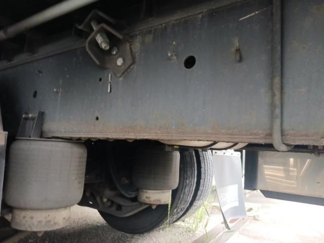 Hino PROFIA 2014-02 7606936-12