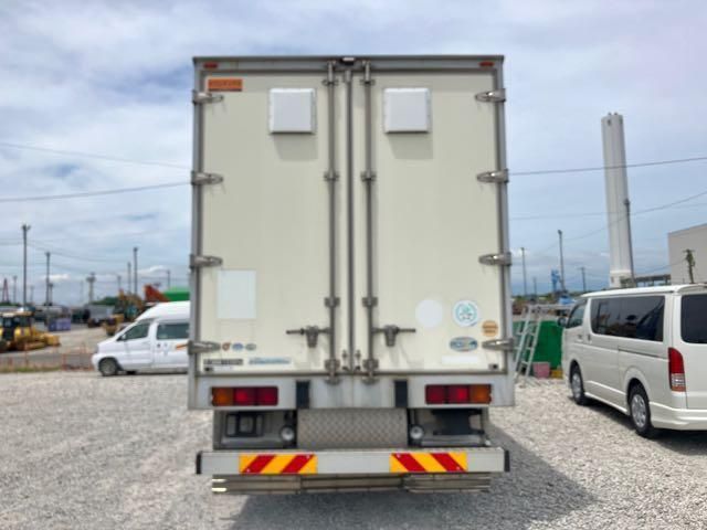 Hino PROFIA 2014-02 7606936-5