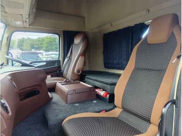 Hino PROFIA 2020-08 7606921-21