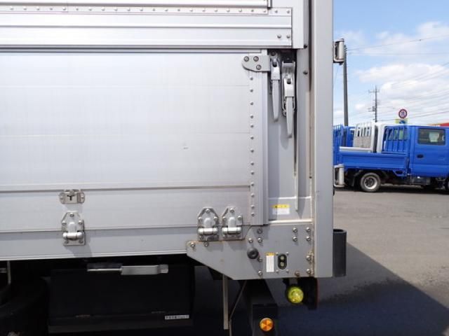 Hino PROFIA 2019-03 7606915-12