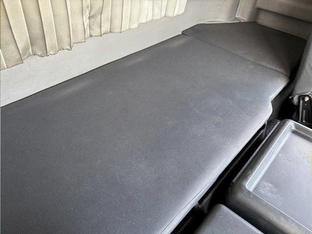 Hino PROFIA 2012-02 7606923-15
