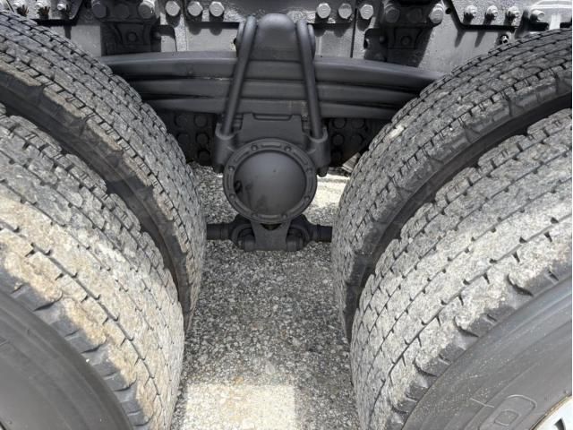 Hino PROFIA 2016-04 7710371-13