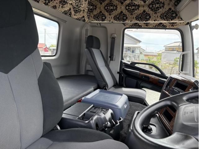 Hino PROFIA 2016-04 7710371-17
