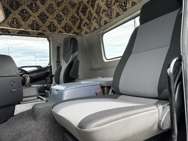 Hino PROFIA 2016-04 7710371-22