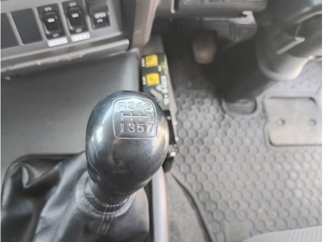 Hino PROFIA 2015-05 7710364-25
