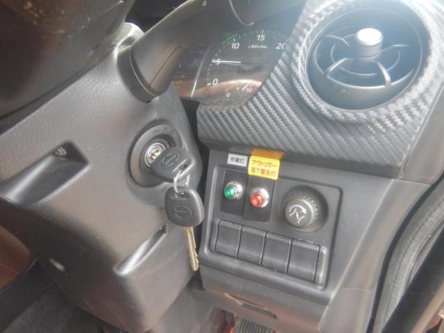 Hino PROFIA 2019-09 7710349-15