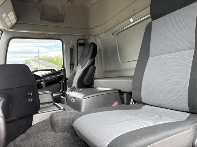 Hino PROFIA 2016-09 7710367-26
