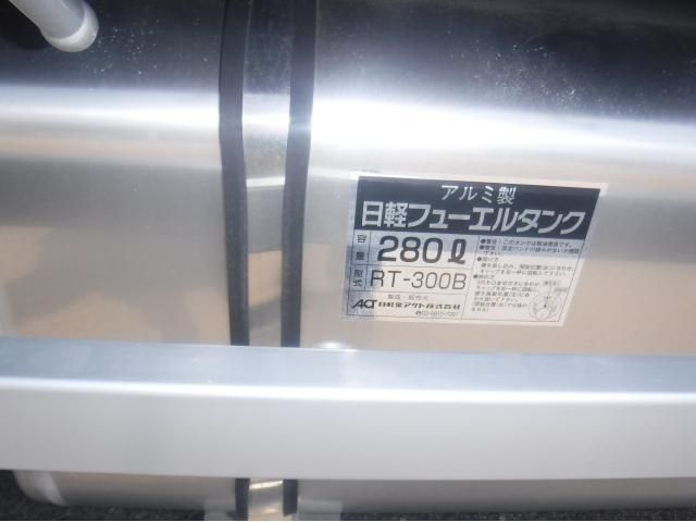 Hino PROFIA 2024-11 7737877-29
