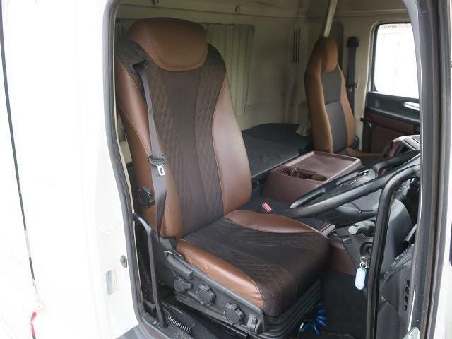 Hino PROFIA 2019-04 7864727-10