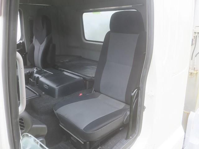Hino PROFIA 2016-10 7864737-18