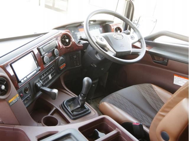 Hino PROFIA 2018-09 7864726-28