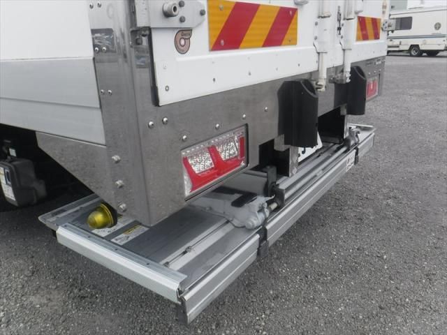 Hino PROFIA 2016-09 7864741-16