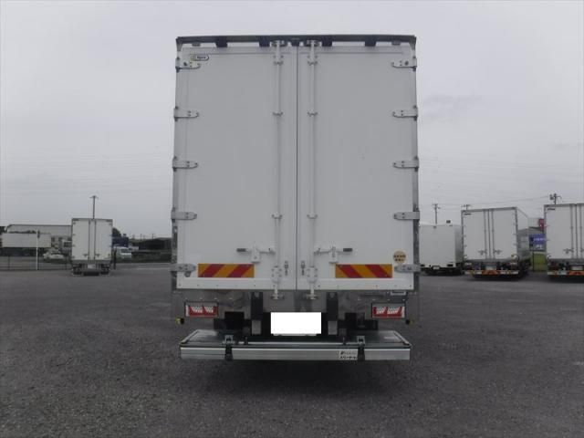 Hino PROFIA 2016-09 7864741-17