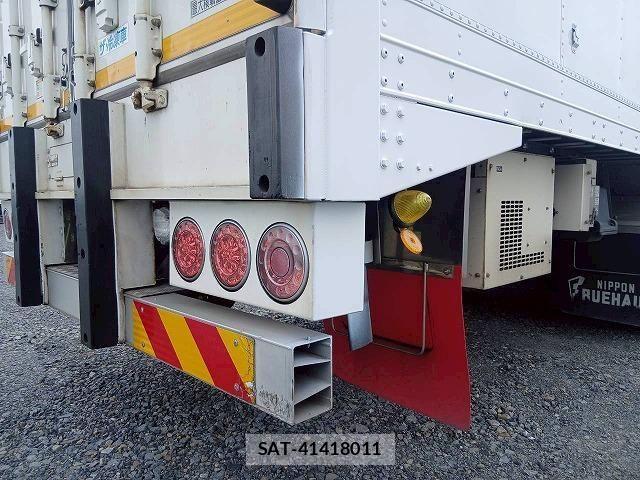 Hino PROFIA 2016-06 7903272-10