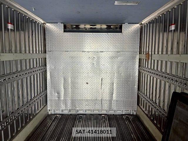 Hino PROFIA 2016-06 7903272-28