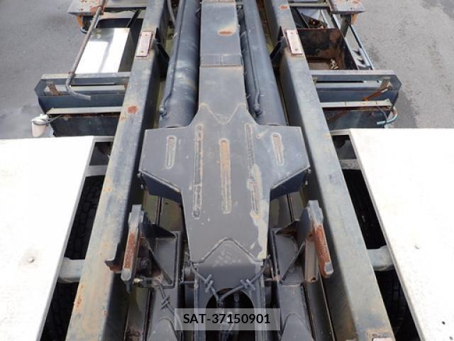 Hino PROFIA 2013-03 7903274-12