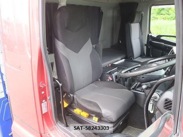 Hino PROFIA 2012-12 7903269-17