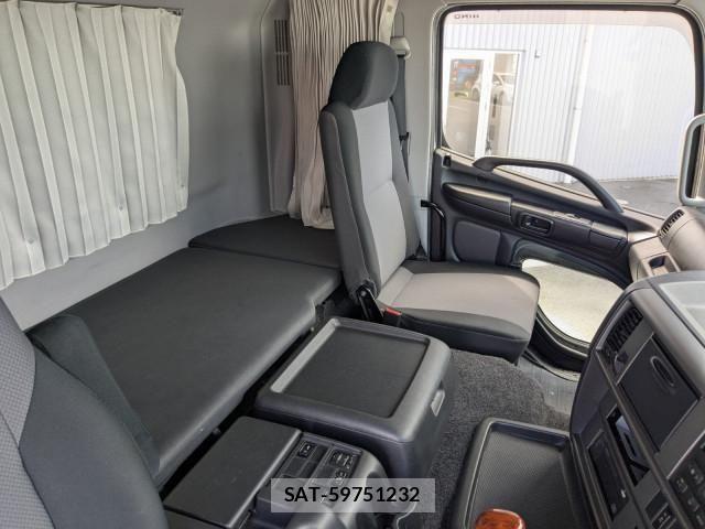 Hino PROFIA 2017-02 7963385-9